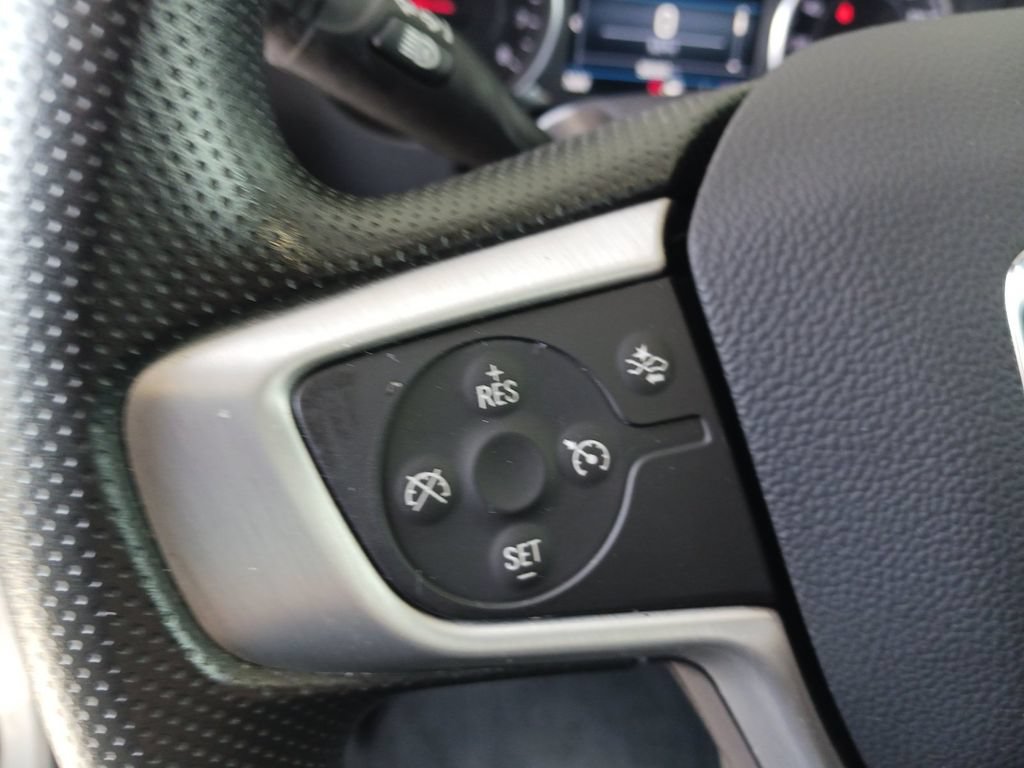 Used 2024 GMC Terrain SLE AWD/4WD image 34
