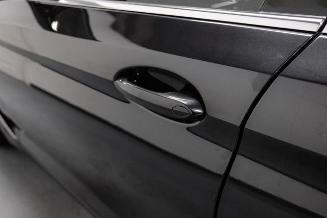 Used 2022 BMW 530e w/ Premium Package image 40