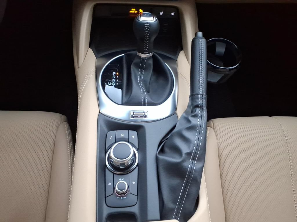 New 2026 MAZDA MX-5 Miata Grand Touring w/ Appearance Package RWD image 24
