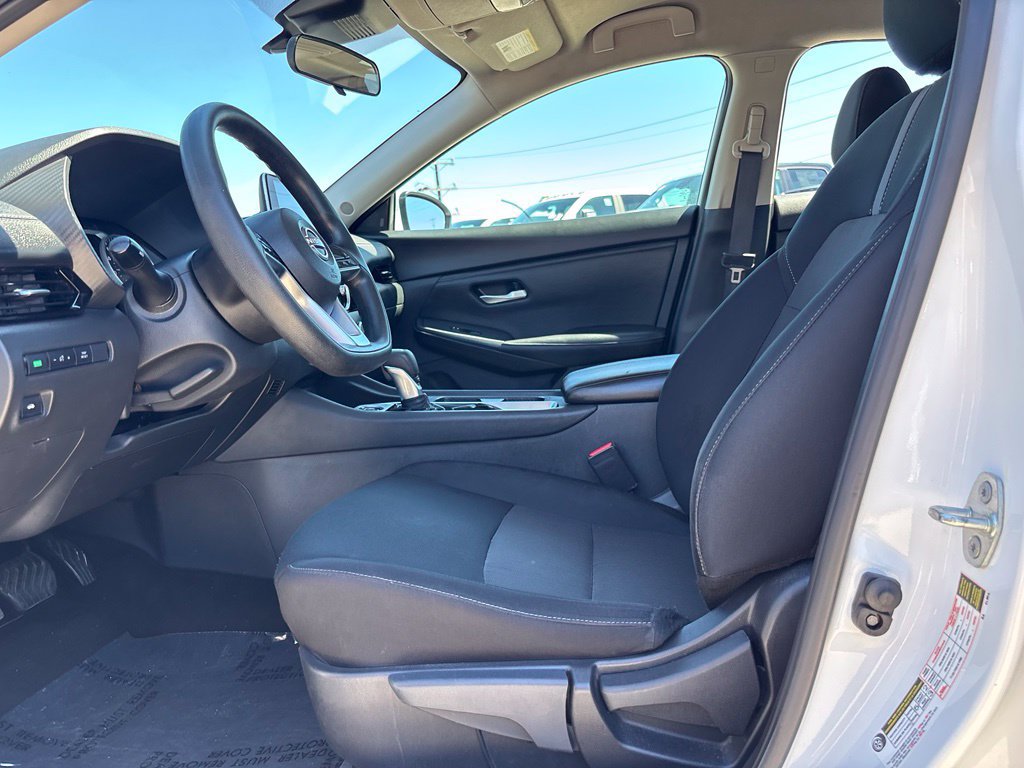 Used 2024 Nissan Sentra SV FWD image 9