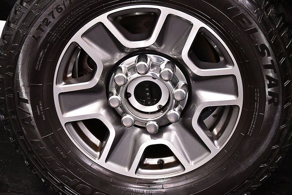 Used 2024 Ford F250 Lariat image 11