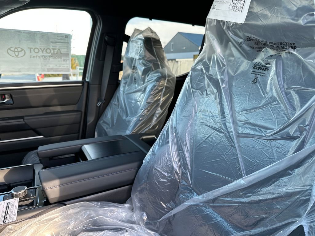 New 2025 Toyota Tundra Platinum AWD/4WD image 9