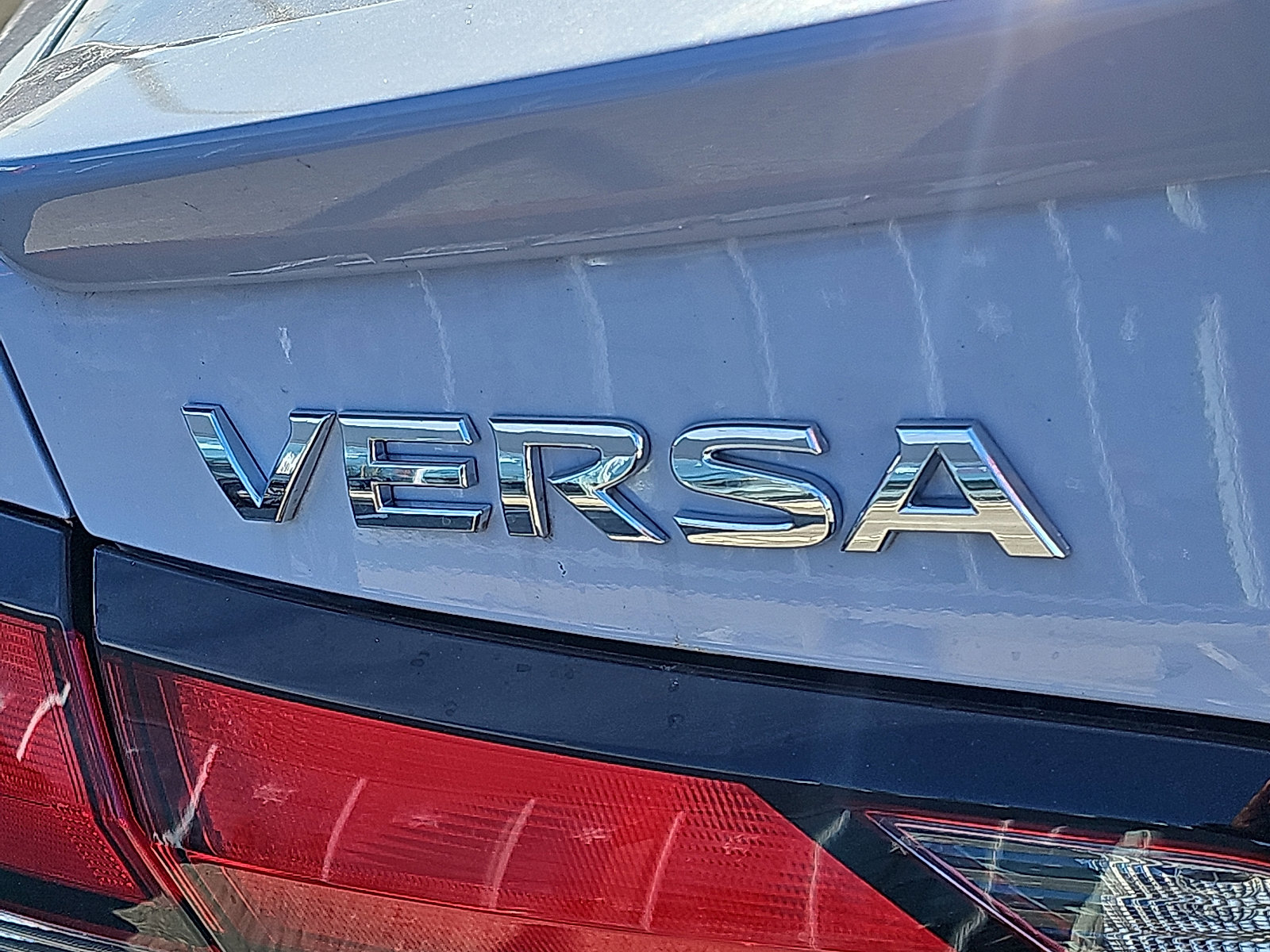 New 2025 Nissan Versa SR w/ Trunk Package image 20