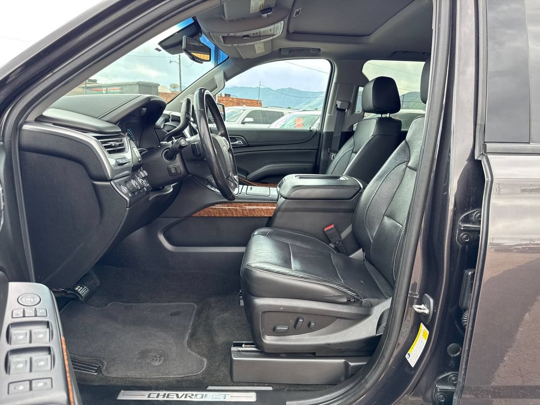 Used 2018 Chevrolet Tahoe Premier w/ RST 6.2L Performance Edition AWD/4WD image 13