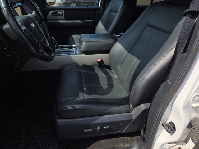 Used 2015 Ford Expedition Limited AWD/4WD image 17