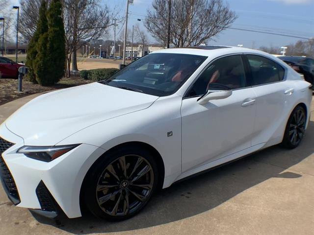 Used 2024 Lexus IS 350 F Sport image 4