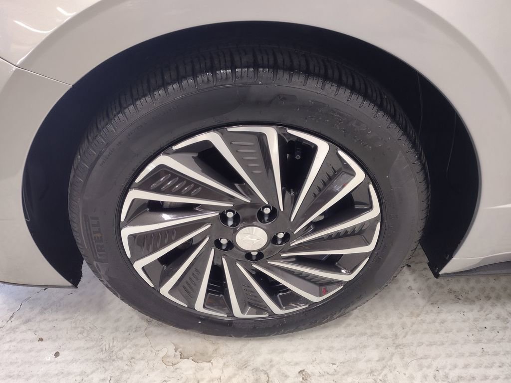 Certified 2023 Hyundai Sonata SEL w/ Cargo Package image 6