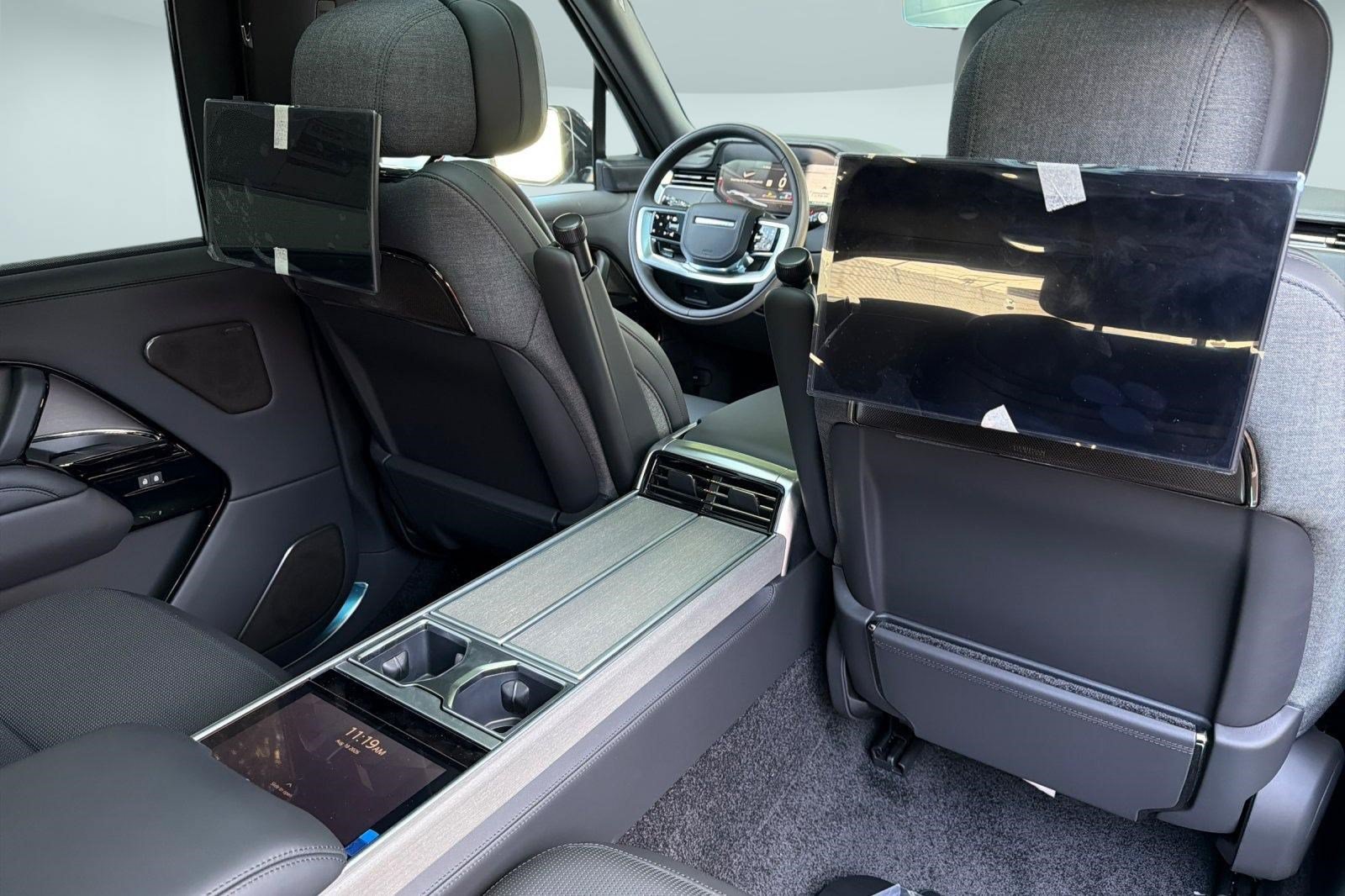 New 2026 Land Rover Range Rover SV AWD/4WD image 29