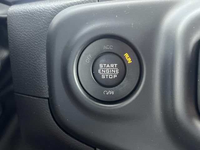 Used 2023 Jeep Gladiator Rubicon w/ Cold Weather Group AWD/4WD image 27