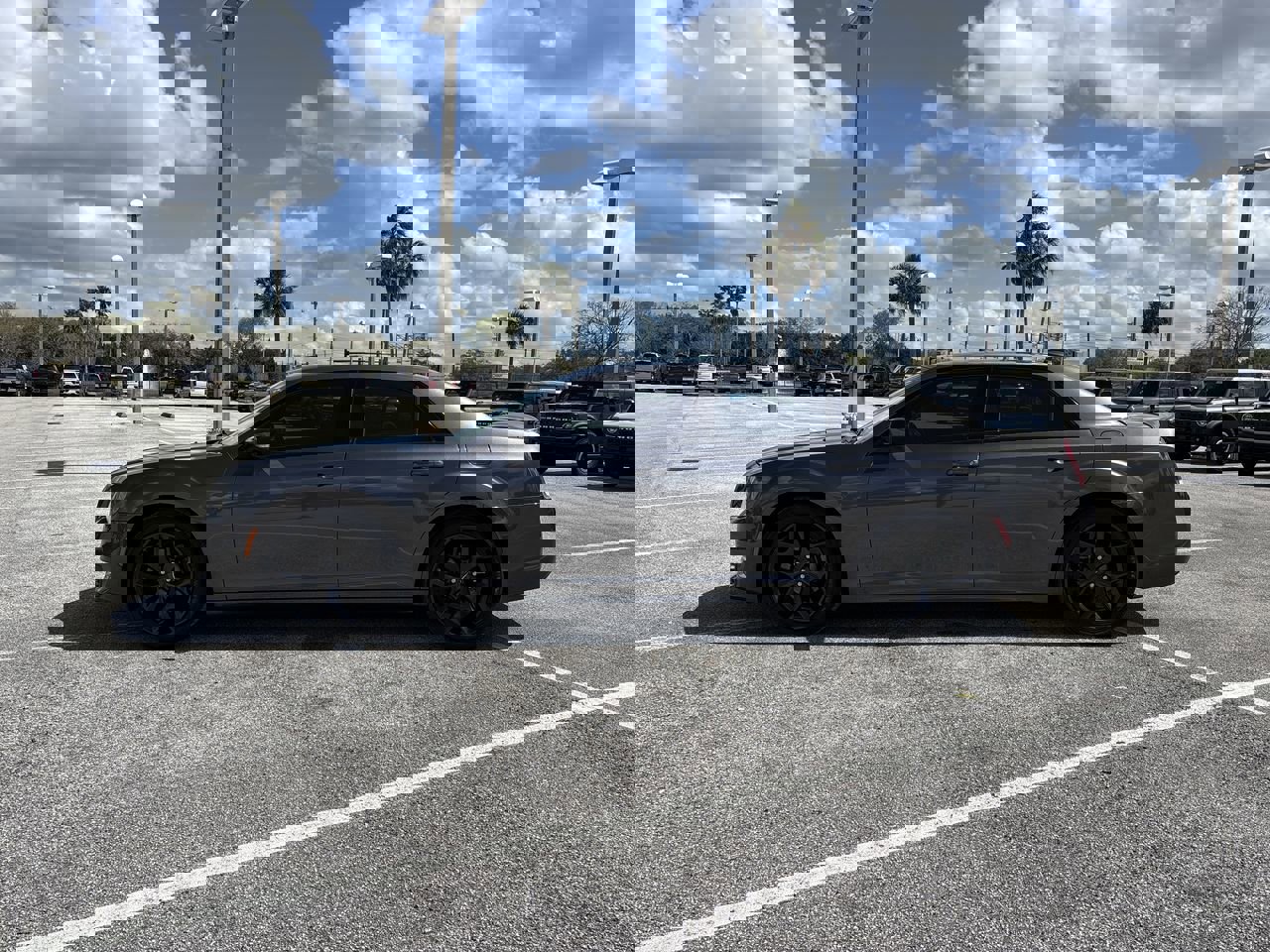 Used 2022 Chrysler 300 S w/ Comfort Group RWD image 5