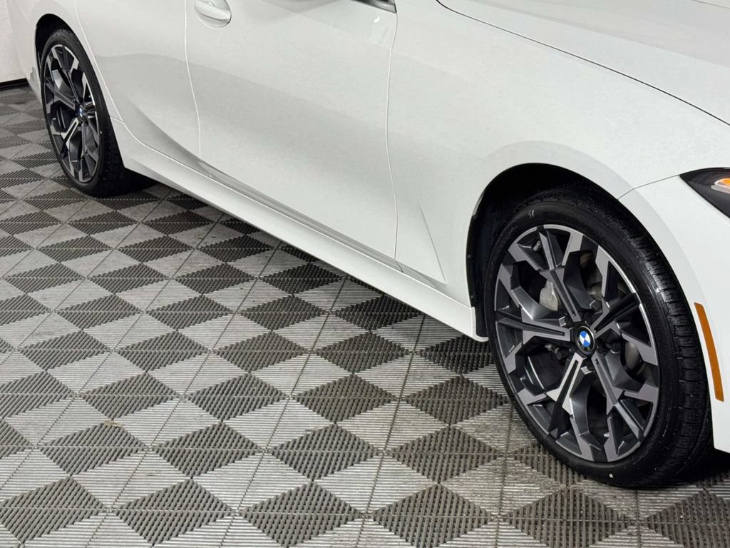 Used 2026 BMW 330i xDrive Sedan w/ Premium Package AWD/4WD image 12