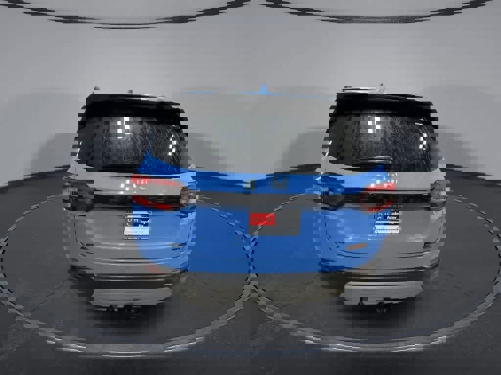 Used 2025 Honda Pilot TrailSport image 7