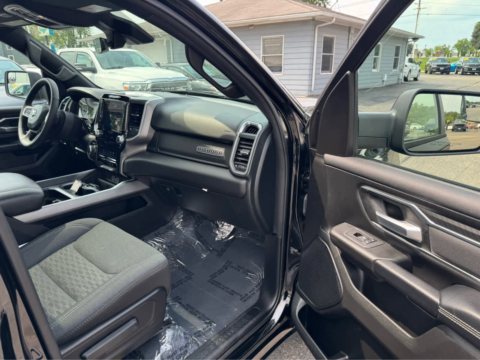 Used 2025 RAM 1500 Big Horn image 22