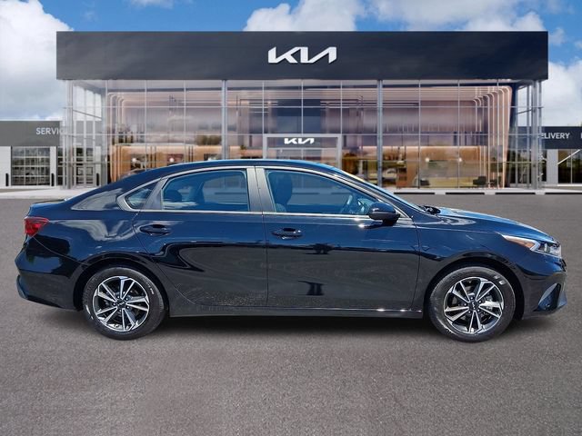 Certified 2024 Kia Forte LXS w/ LXS Technology Package FWD image 7