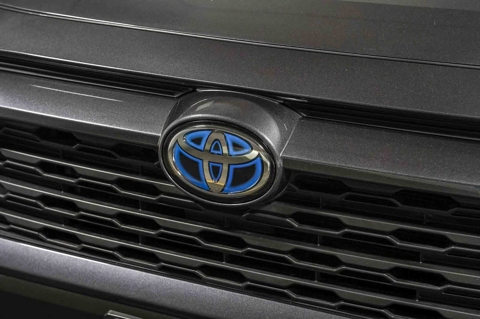 Certified 2024 Toyota RAV4 XLE Premium w/ Weather Package AWD/4WD image 9