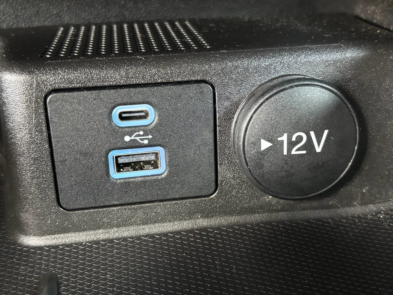 Used 2023 Ford Escape Active image 24