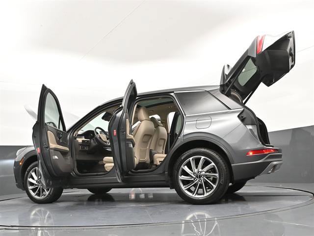 Used 2023 Lincoln Corsair FWD w/ Equipment Group 101A image 47