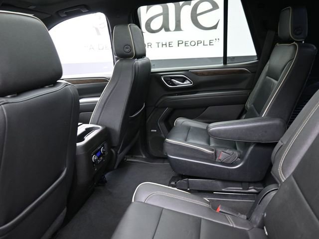 Used 2021 Chevrolet Tahoe Premier w/ Premium Package AWD/4WD image 23