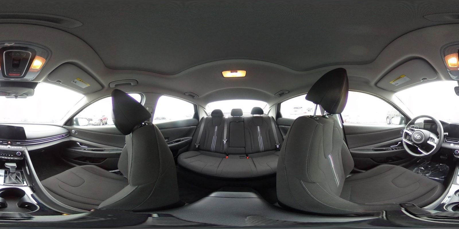 Used 2025 Hyundai Elantra SEL image 43