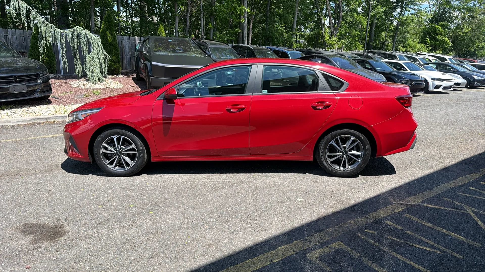 Used 2023 Kia Forte LXS w/ LXS Technology Package FWD image 8