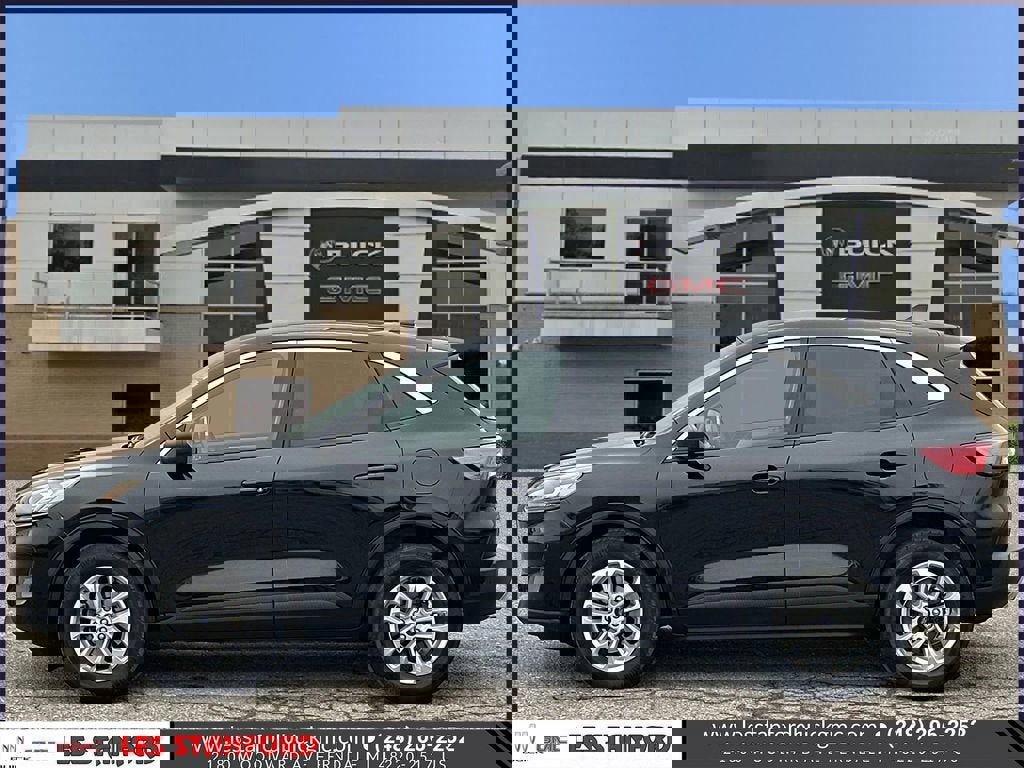 Used 2022 Ford Escape SE image 2