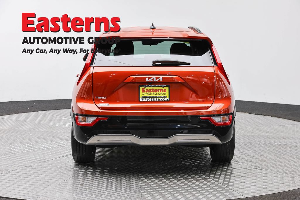 Used 2023 Kia Niro Wind w/ Wind Preserve Package FWD image 6
