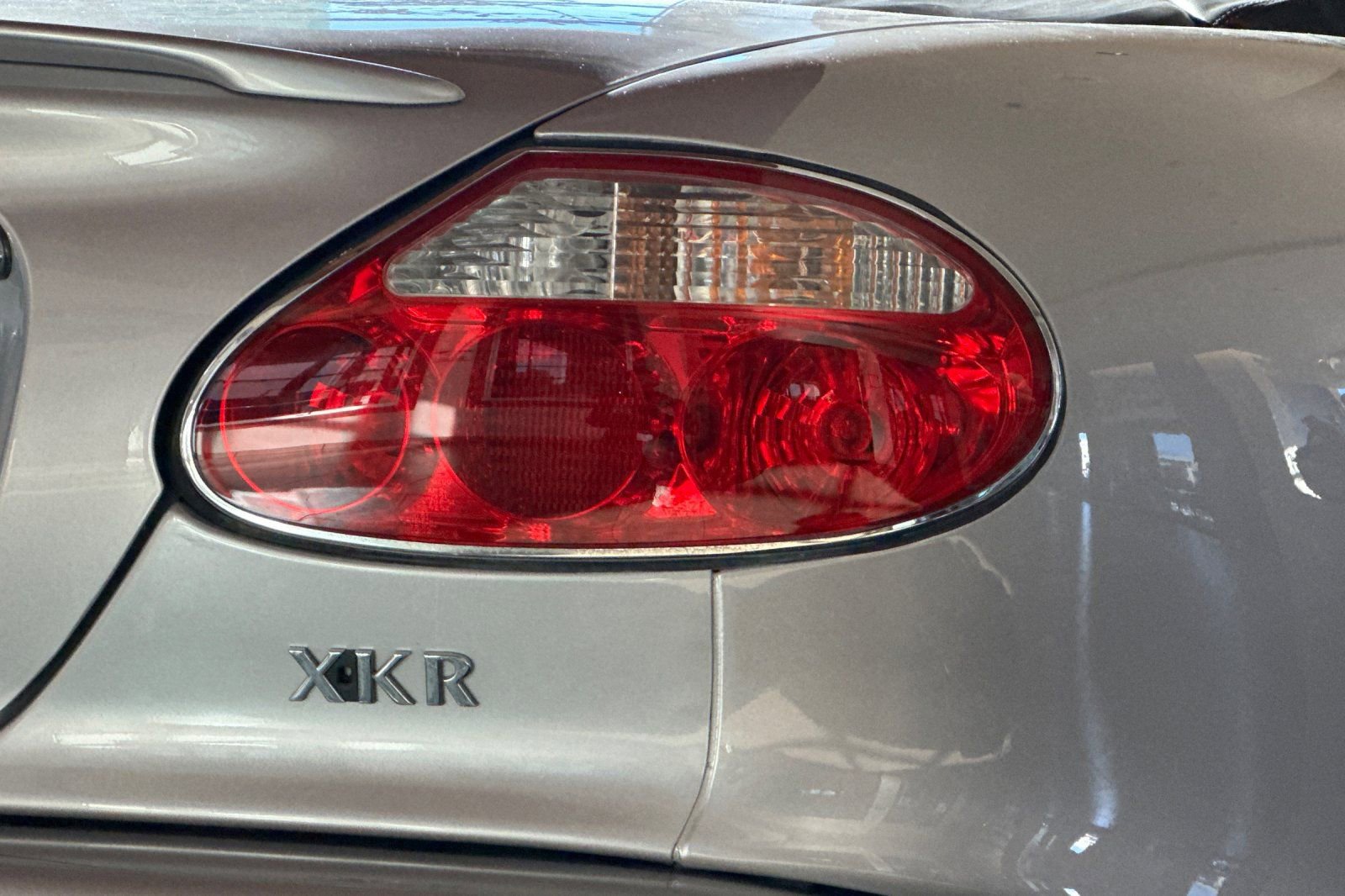 Used 2002 Jaguar XK8 Convertible RWD image 28