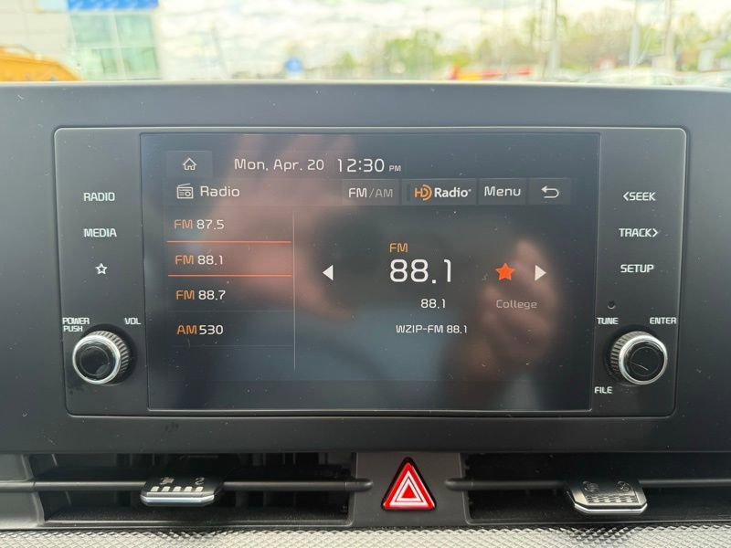 Certified 2025 Kia Sportage LX image 11