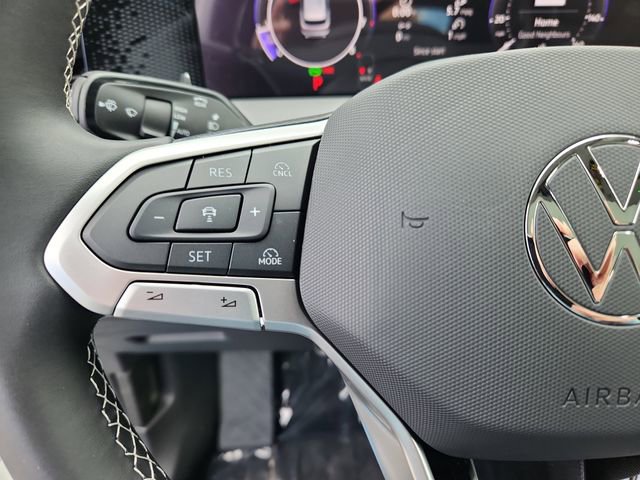 New 2026 Volkswagen Tiguan SE image 12