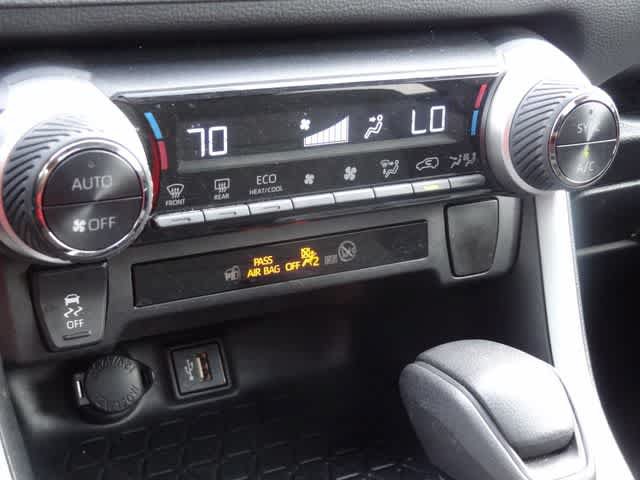 Used 2024 Toyota RAV4 XLE AWD/4WD image 24