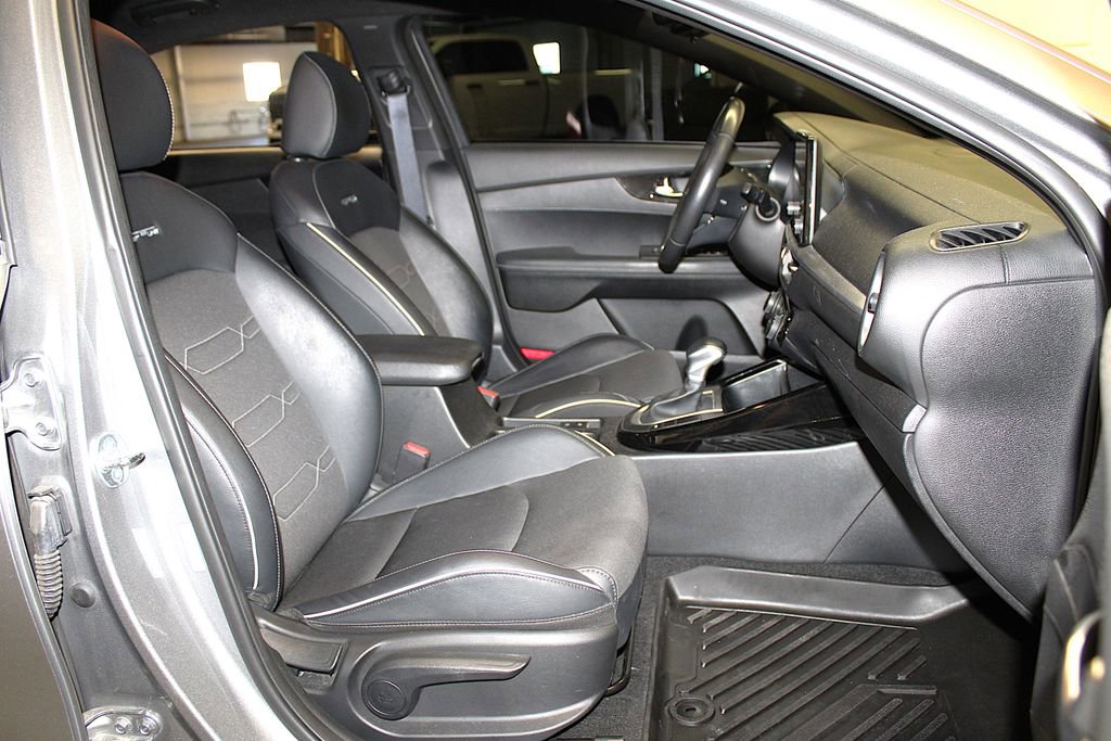 Used 2024 Kia Forte GT-Line FWD image 30