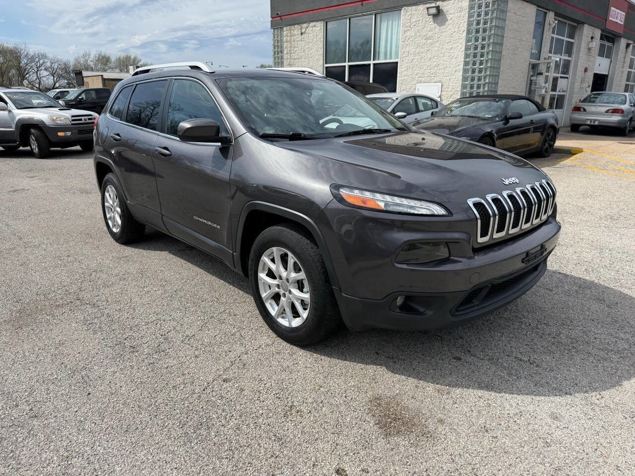 Used 2015 Jeep Cherokee Latitude w/ Comfort/Convenience Group image 1