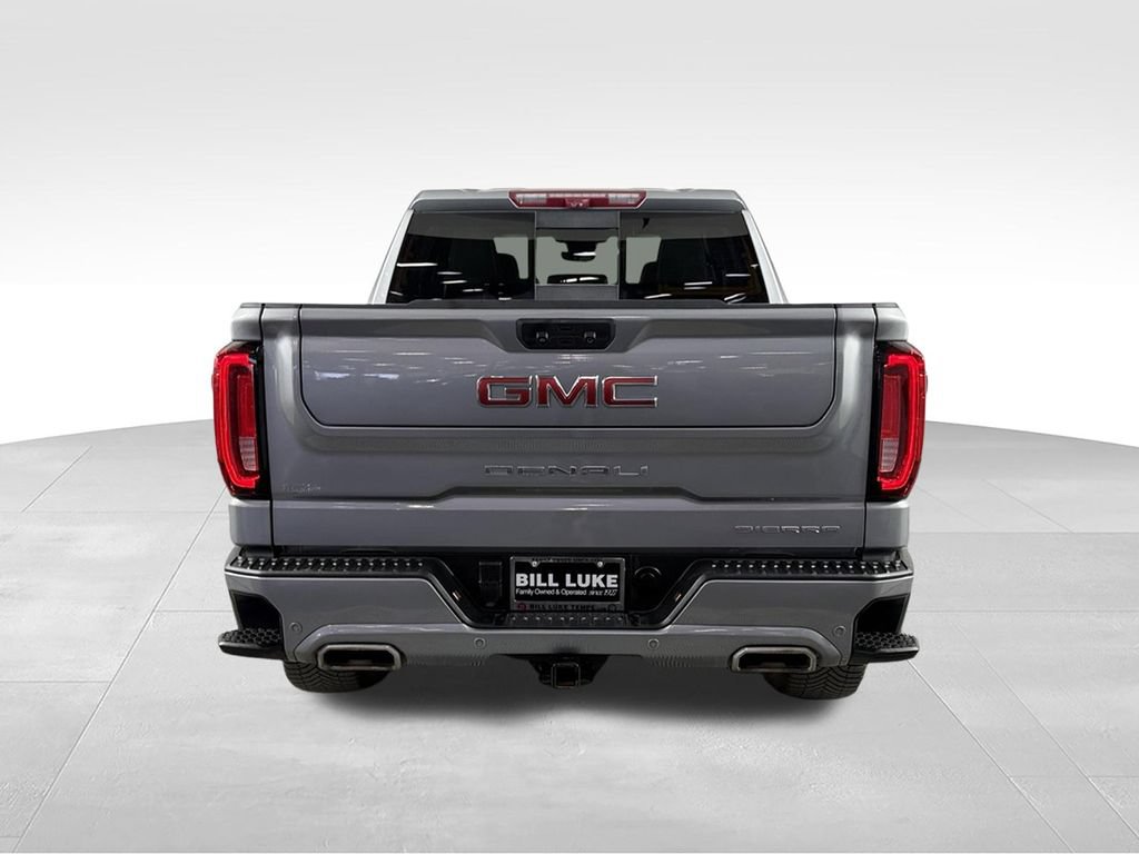 Used 2023 GMC Sierra 1500 Denali AWD/4WD image 8
