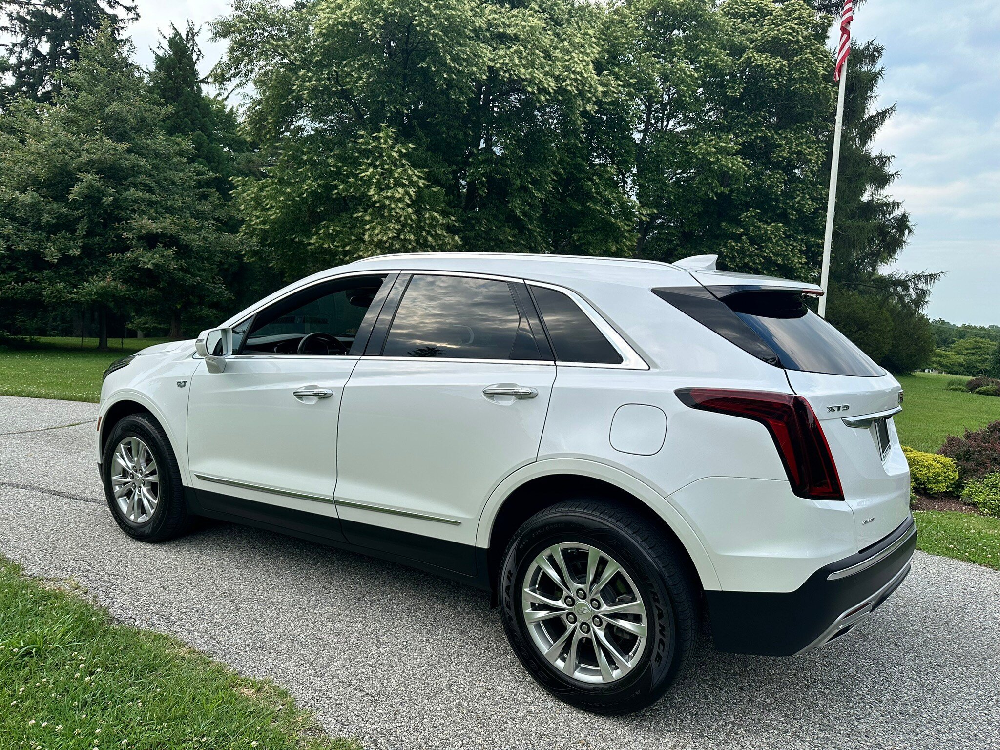 Used 2020 Cadillac XT5 Premium Luxury AWD/4WD image 7
