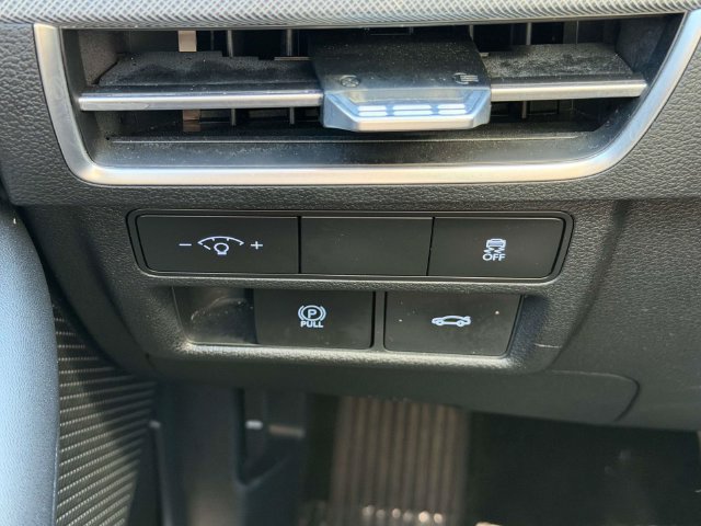 Used 2024 Hyundai Sonata SEL FWD image 25