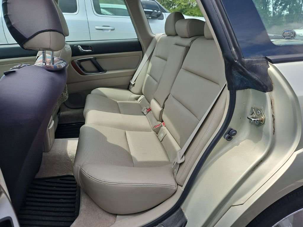 Used 2005 Subaru Outback 2.5XT Limited AWD/4WD image 9
