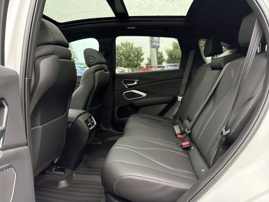 New 2026 Acura RDX SH-AWD image 13