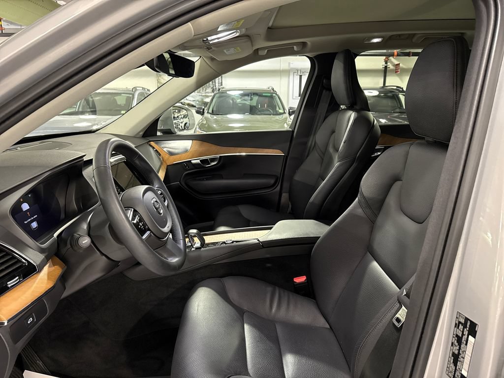 Certified 2023 Volvo XC90 B6 Plus w/ Protection Package AWD/4WD image 10