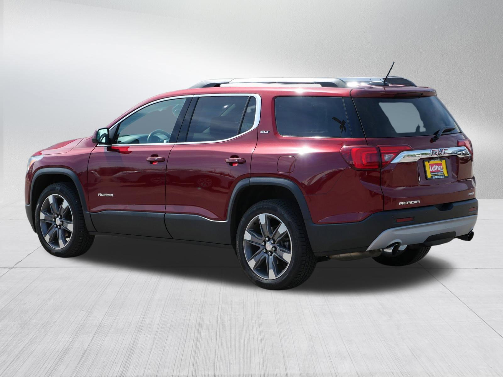 Used 2017 GMC Acadia SLT AWD/4WD image 5
