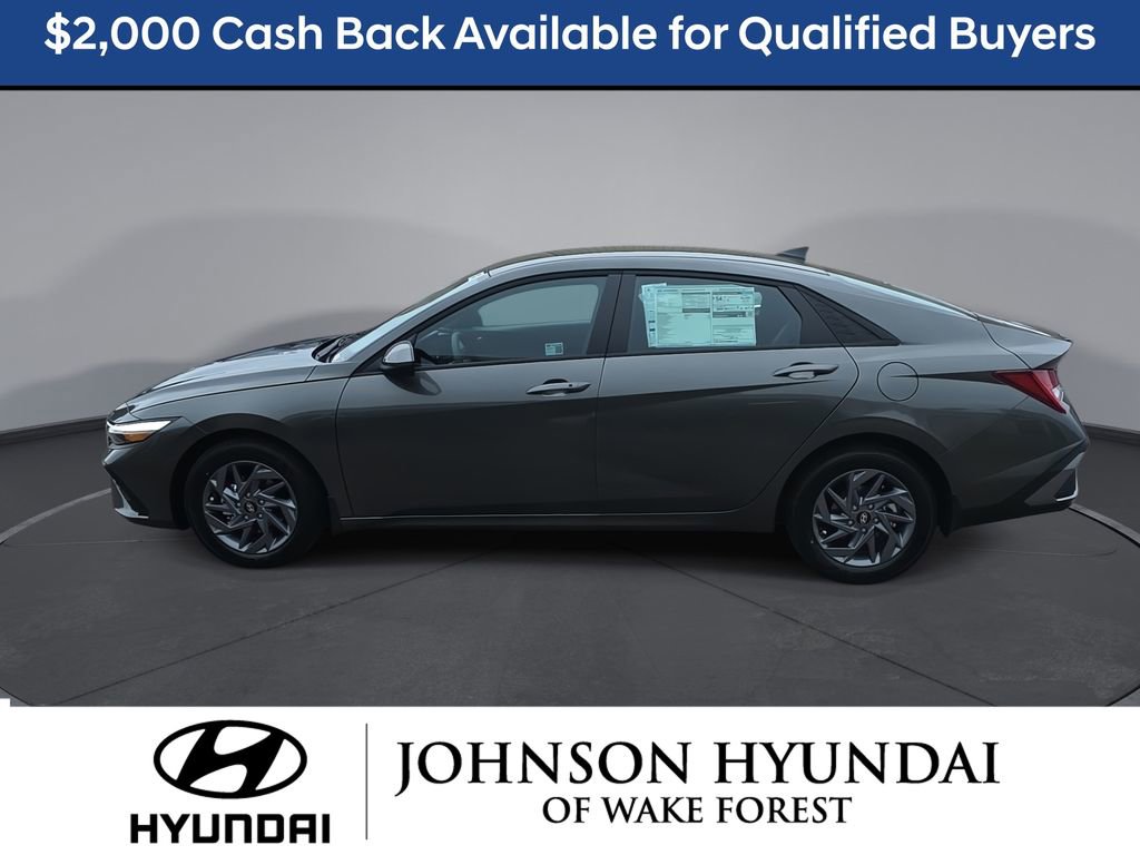 New 2026 Hyundai Elantra Blue image 16