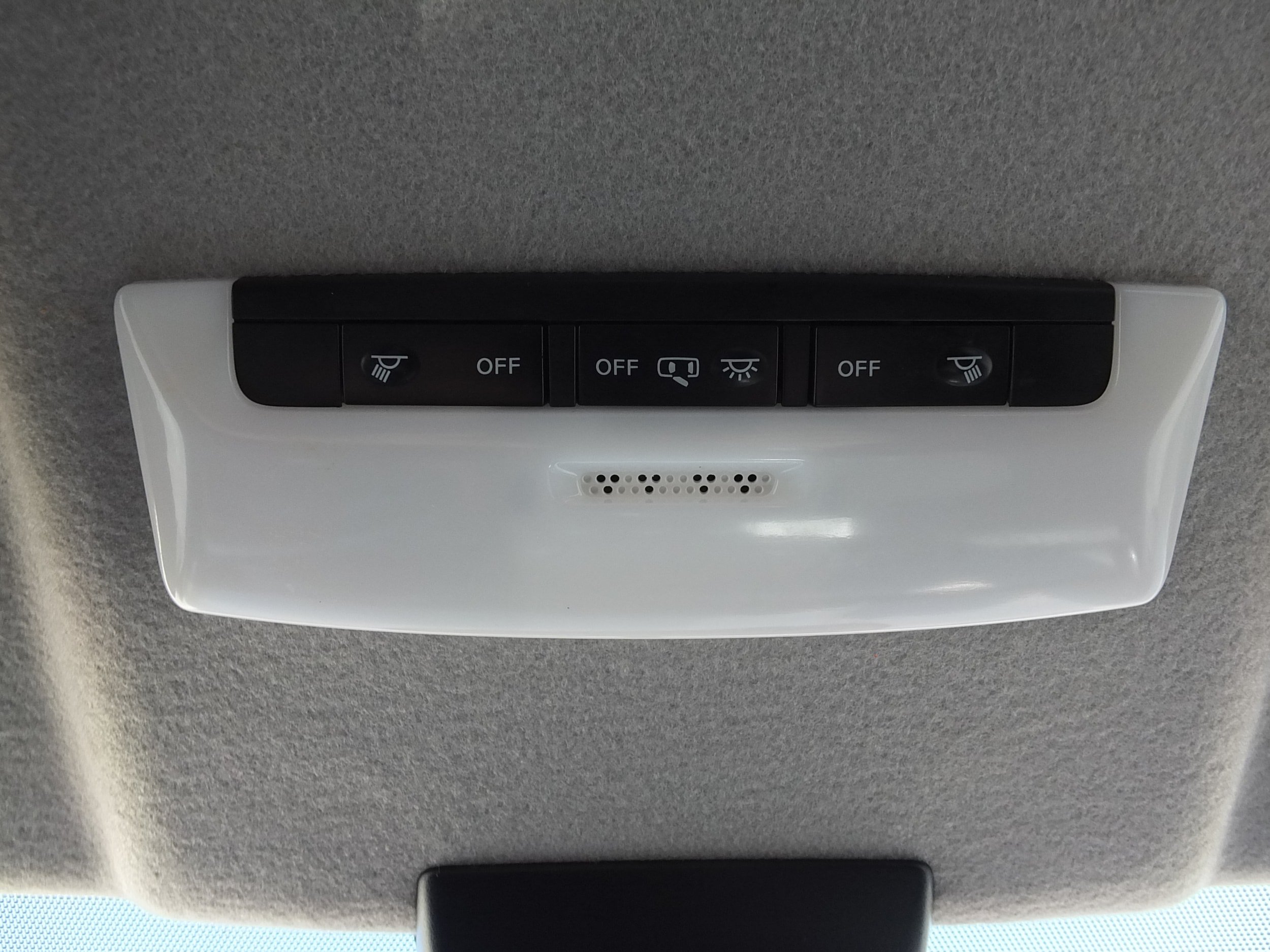Used 2023 Nissan Kicks SV FWD image 29