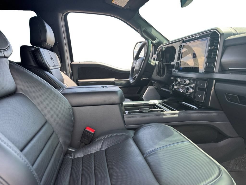 Used 2026 Ford F250 Platinum AWD/4WD image 18