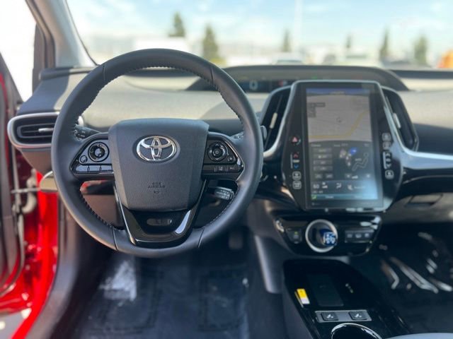 Used 2021 Toyota Prius Prime XLE w/ Carpet Mat Package (TMS) FWD image 15