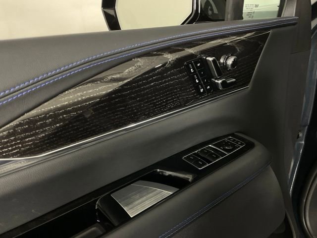 New 2026 Cadillac Escalade IQ Sport 1 w/ LPO, ONYX Package image 29