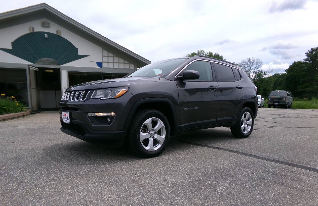 Used 2020 Jeep Compass Latitude w/ Cold Weather Group AWD/4WD image 10