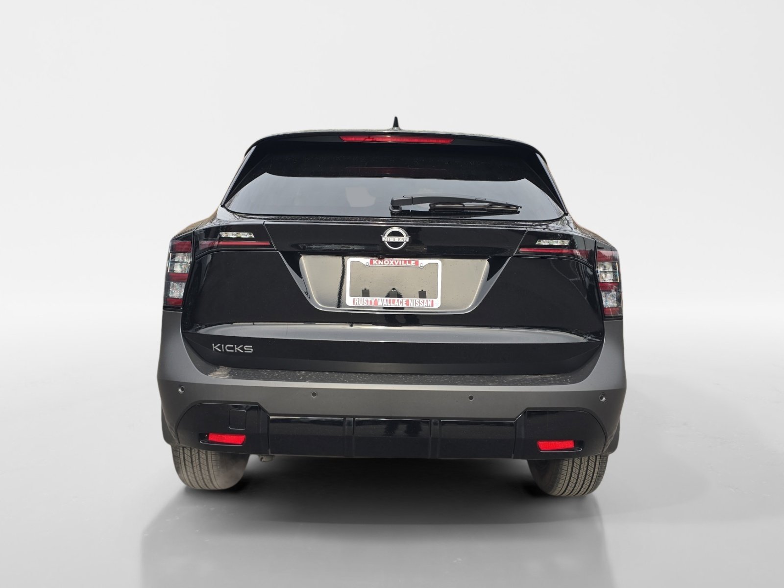 Certified 2025 Nissan Kicks SV image 4