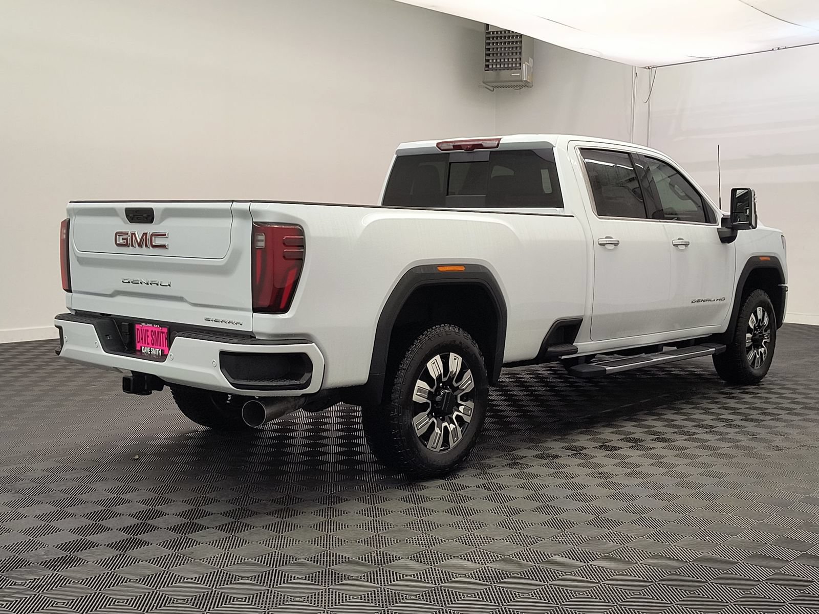 New 2026 GMC Sierra 2500 Denali w/ Denali Reserve Package AWD/4WD image 9