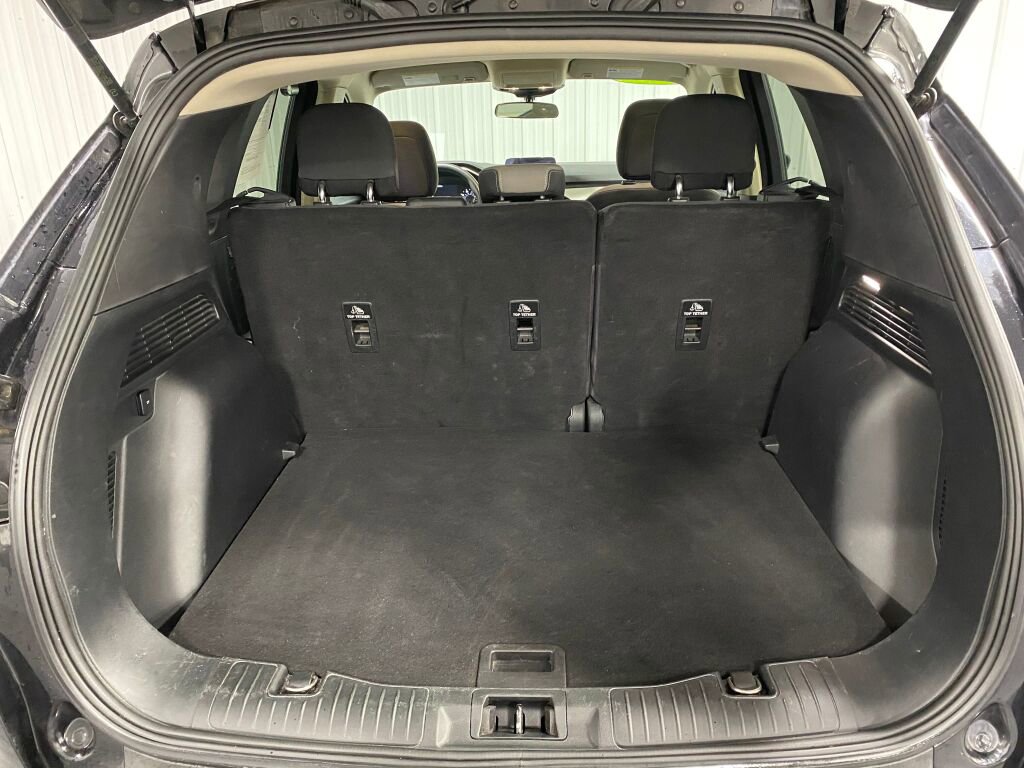 Used 2020 Ford Escape SE image 7