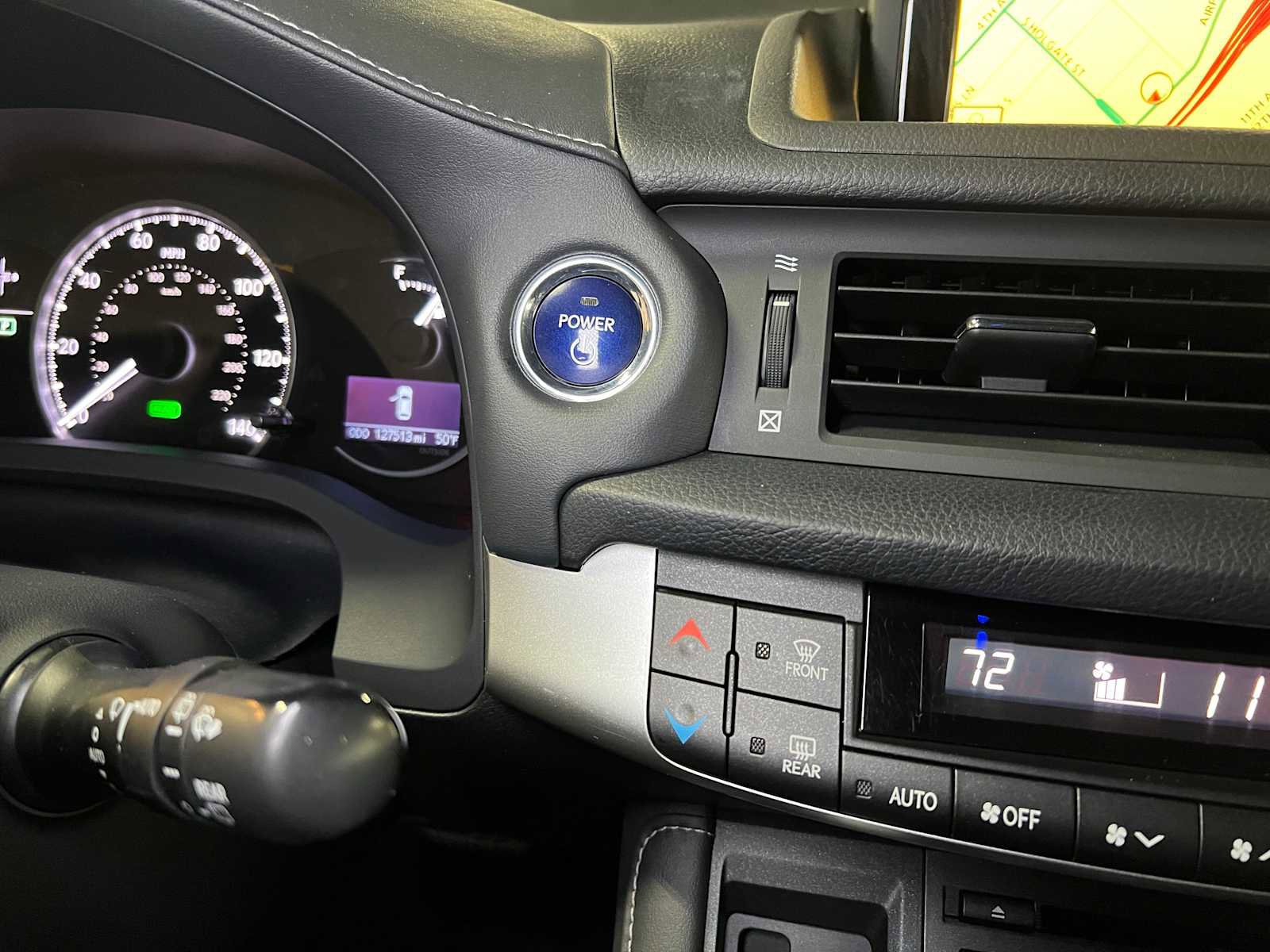 Used 2011 Lexus CT 200h Premium image 30