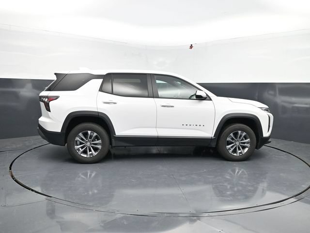 Used 2025 Chevrolet Equinox LT FWD image 11